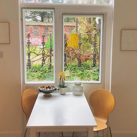 Spacious Comfortable Flat With Free Parking In East Finchley, Muswell Hill & Close To Alexandra Palace Londýn Exteriér fotografie