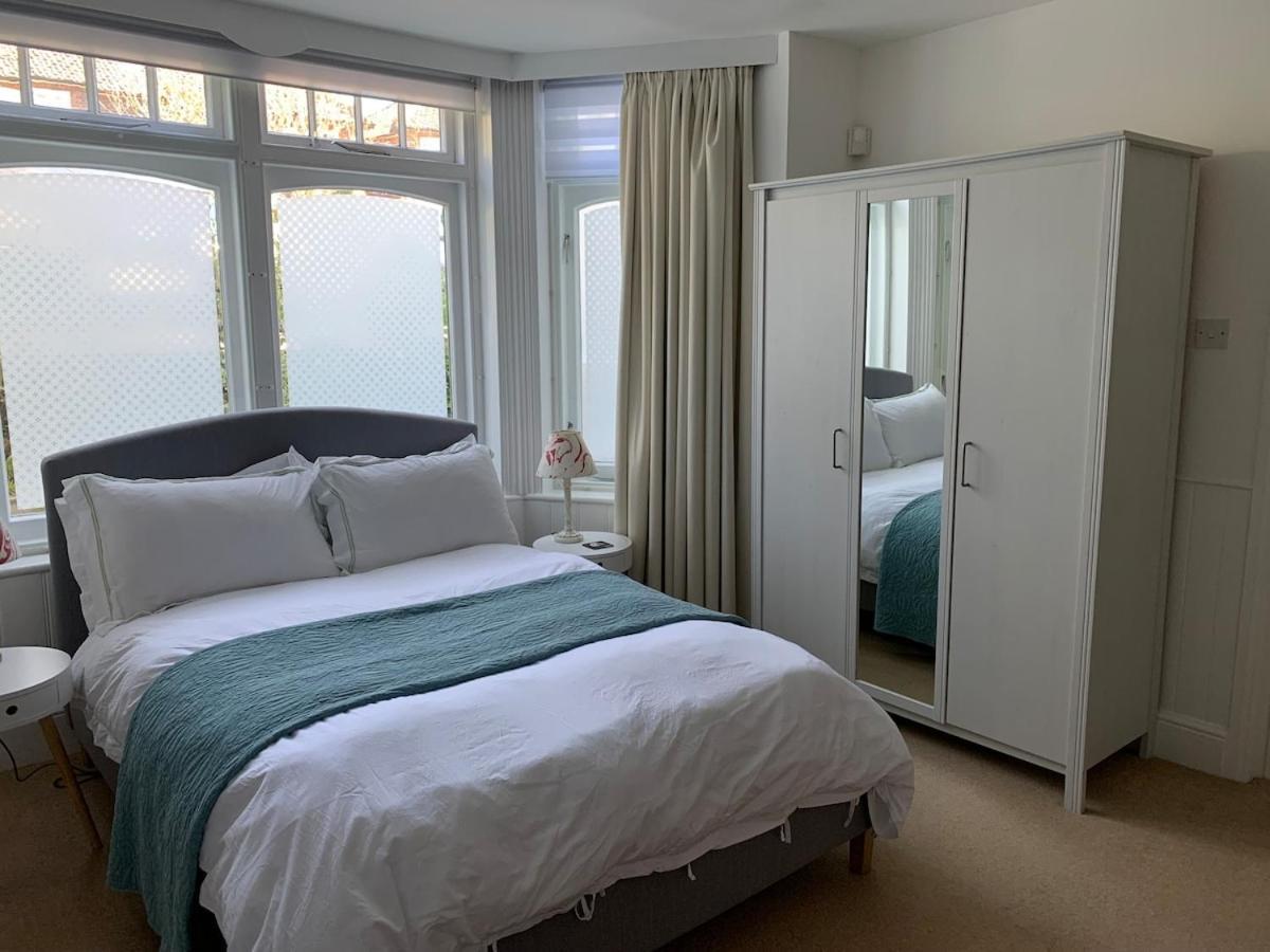 Spacious Comfortable Flat With Free Parking In East Finchley, Muswell Hill & Close To Alexandra Palace Londýn Exteriér fotografie
